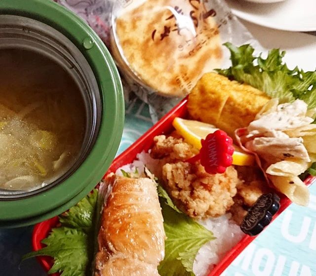 唐揚げ&シャケ弁当🍱