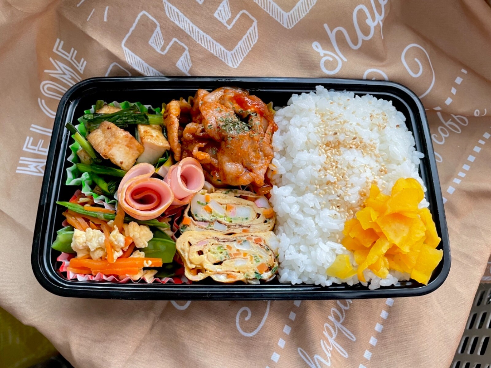 高1サッカー男子のモリモリ弁当