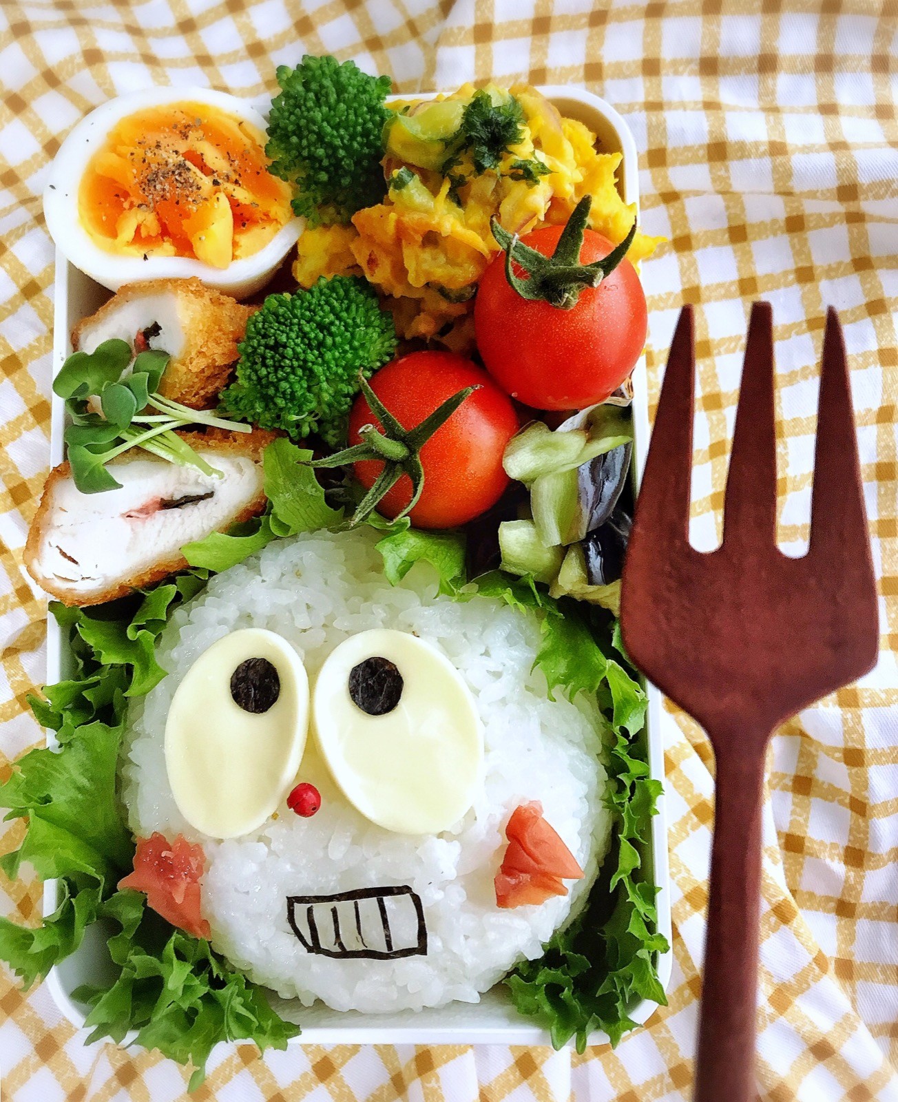 顔おにぎり弁当